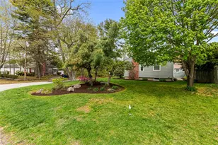 48 Barker St, Warwick, RI 02888 - Photo 5