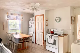 56 Bayberry Rd, Narragansett, RI 02882 - Photo 3