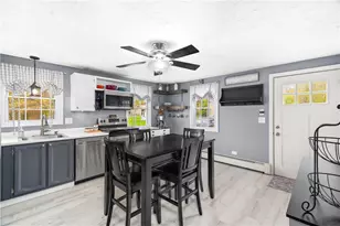 11 Crowell St, Cumberland, RI 02864 - Photo 5