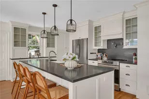 289 Wayland Ave, Providence, RI 02906 - Photo 25