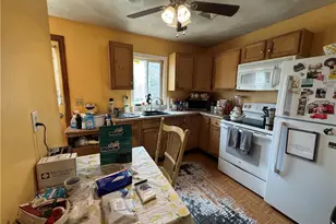 68 Uncas St, Warwick, RI 02889 - Photo 7