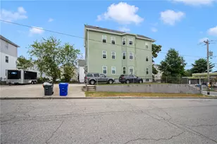 8 Eaton St, Providence, RI 02908 - Photo 19
