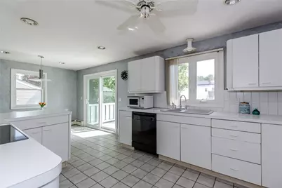 5 Standish Avenue, North Providence, RI 02911 - Photo 11