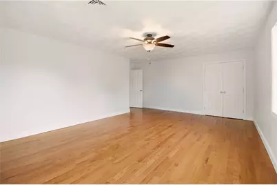 5 Village Road, Warren, RI 02885 - Photo 17
