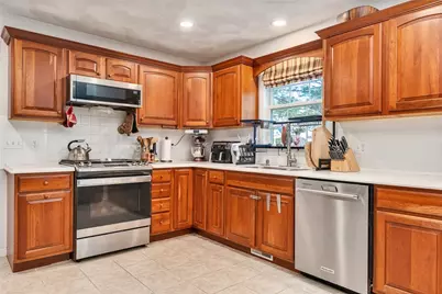 317 Windmill Drive, South Kingstown, RI 02879 - Photo 7