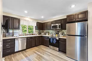 109 Pinegrove Ave, Warwick, RI 02889 - Photo 15