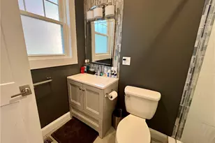 457 Douglas Ave, Providence, RI 02908 - Photo 11