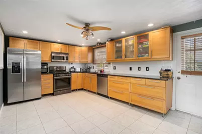 44 Quaker Drive, West Warwick, RI 02893 - Photo 11