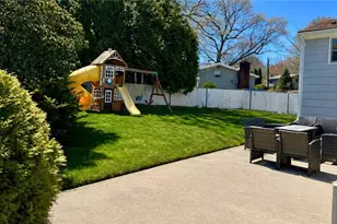 44 Quaker Dr, West Warwick, RI 02893 - Photo 41
