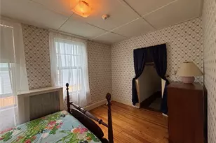 107 Prospect Hill St, Newport, RI 02840 - Photo 7