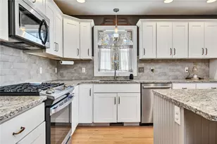 63 Clearview Dr, Richmond, RI 02892 - Photo 13