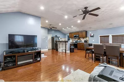 18 Hanover Avenue, Pawtucket, RI 02861 - Photo 35
