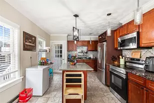 18 Hanover Ave, Pawtucket, RI 02861 - Photo 7