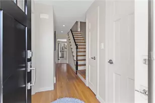 26 Red Cross Ave, Newport, RI 02840 - Photo 3