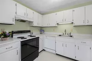 124 Edaville Ct, Warwick, RI 02886 - Photo 13