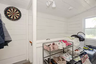 2 Bedlow Avenue, Newport, RI 02840 - Photo 15