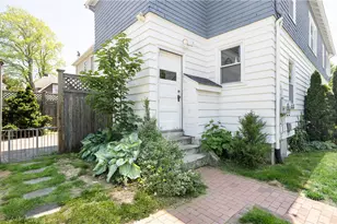 2 Bedlow Ave, Newport, RI 02840 - Photo 29
