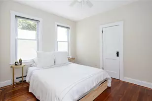 2 Bedlow Ave, Newport, RI 02840 - Photo 9