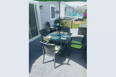 18 Chestnut Avenue, Narragansett, RI 02882 - Photo 9