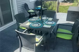 18 Chestnut Ave, Narragansett, RI 02882 - Photo 9