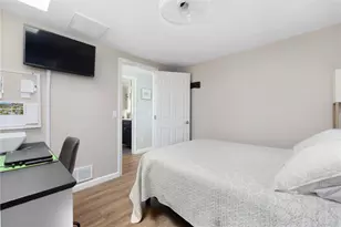 18 Chestnut Ave, Narragansett, RI 02882 - Photo 19