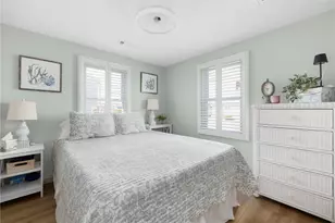 18 Chestnut Ave, Narragansett, RI 02882 - Photo 19
