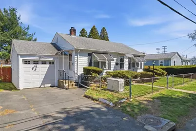 15 Rhodes Avenue, East Providence, RI 02915 - Photo 1