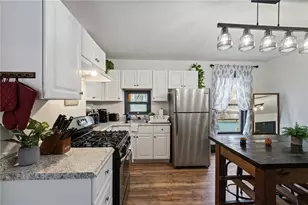 31 Gilmore St, Providence, RI 02907 - Photo 19
