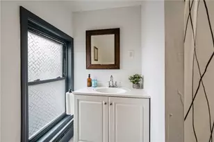31 Gilmore St, Providence, RI 02907 - Photo 37