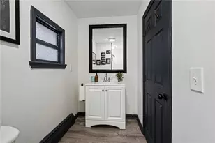 31 Gilmore St, Providence, RI 02907 - Photo 15