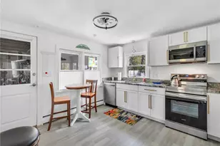 101 Shirley Dr, Cumberland, RI 02864 - Photo 7