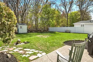 101 Shirley Dr, Cumberland, RI 02864 - Photo 27