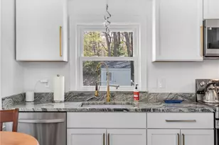 101 Shirley Dr, Cumberland, RI 02864 - Photo 11