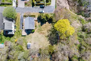 25 Westside Rd, South Kingstown, RI 02879 - Photo 35