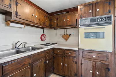 25 Westside Road, South Kingstown, RI 02879 - Photo 9