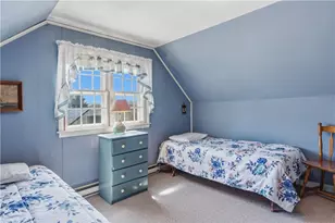 25 Westside Rd, South Kingstown, RI 02879 - Photo 17