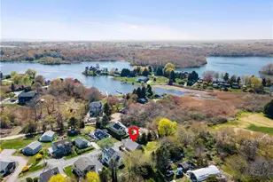 25 Westside Rd, South Kingstown, RI 02879 - Photo 35