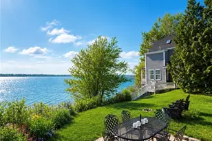 13 Harding Ave, East Providence, RI 02915 - Photo 3