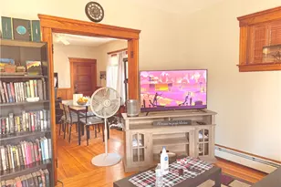 398 Willow St, Woonsocket, RI 02895 - Photo 11