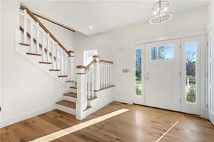 3 Knowlton Ct, Bristol, RI 02809 - Photo 5