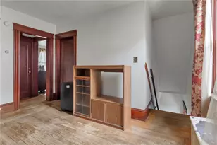 11 Grand View St, Providence, RI 02906 - Photo 11