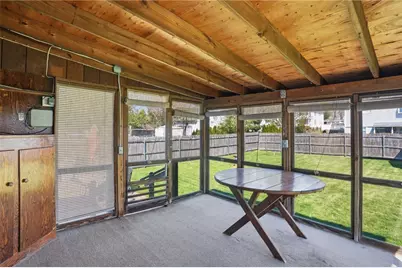 84 West Earle Street, Cumberland, RI 02864 - Photo 21