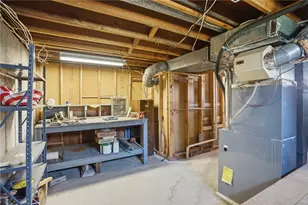 84 W Earle St, Cumberland, RI 02864 - Photo 25