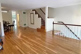 203 Dean Ridge Ct, Cranston, RI 02920 - Photo 5
