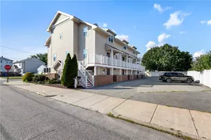 50 Clemence St, Cranston, RI 02920 - Photo 15