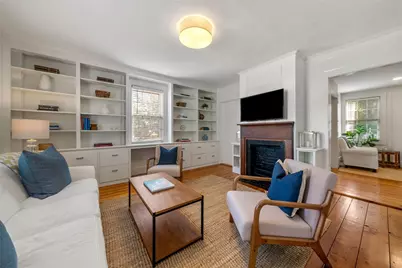 22 Farewell Street, Newport, RI 02840 - Photo 9