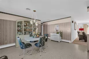 15 Pine St, North Providence, RI 02911 - Photo 9