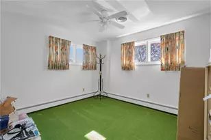 15 Pine St, North Providence, RI 02911 - Photo 19
