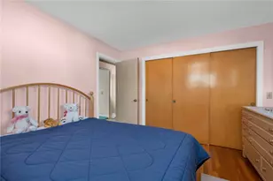 15 Pine St, North Providence, RI 02911 - Photo 23