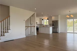 27 Massasoit Ave, Bristol, RI 02809 - Photo 7